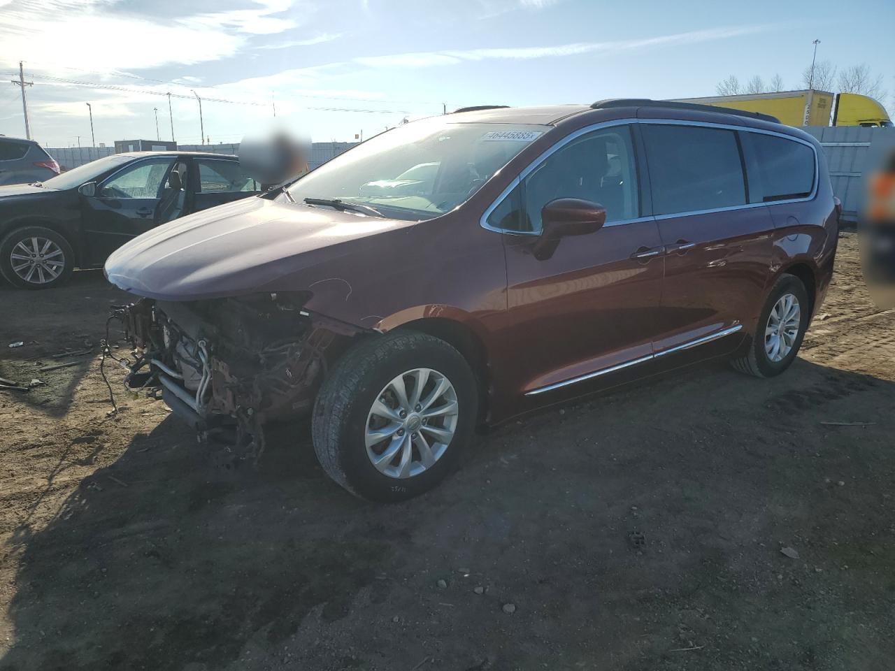 2017 Chrysler Pacifica VIN 2C4RC1BG5HR510196