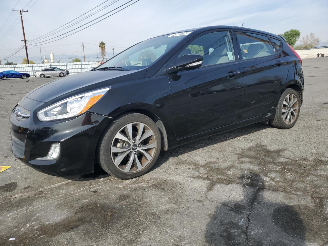 2017 Hyundai Accent VIN KMHCU5AE1HU355476