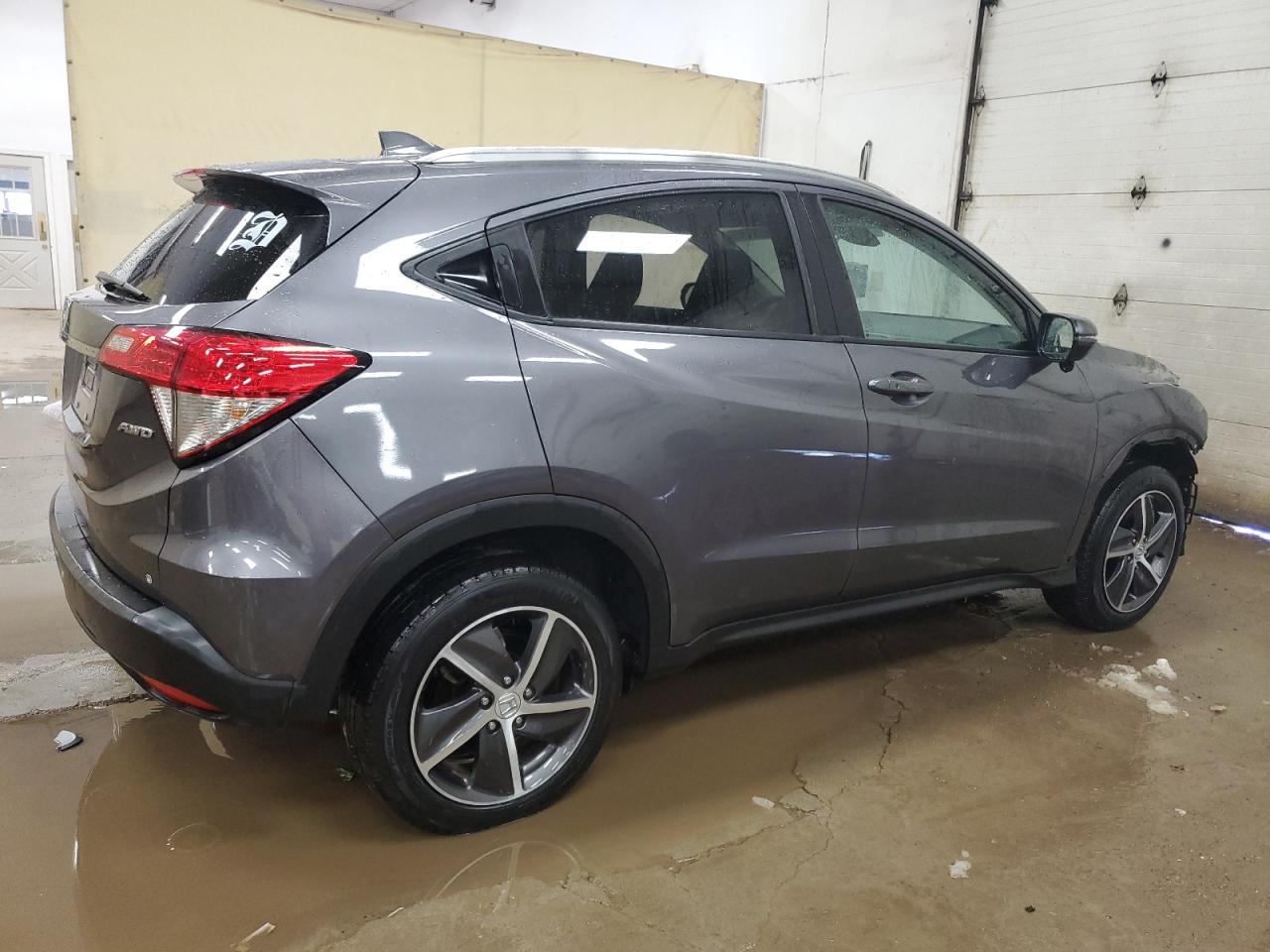 2022 Honda HR-V VIN 3CZRU6H54NM709320 Copart auction photo, front end / side damage thumbnail 3