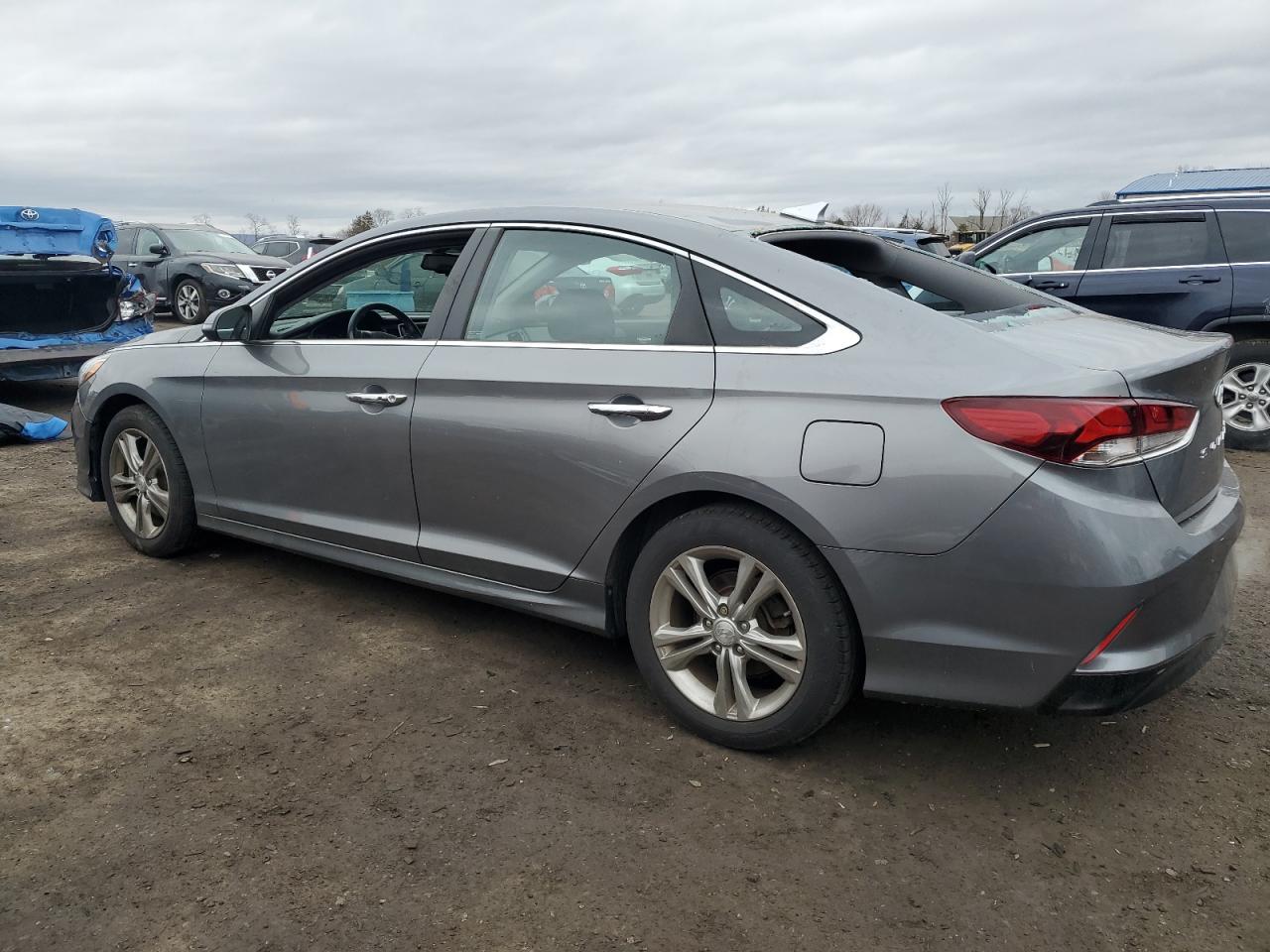 2018 Hyundai Sonata VIN 5NPE34AF1JH619279 Copart auction photo, front end / top/roof damage thumbnail 2