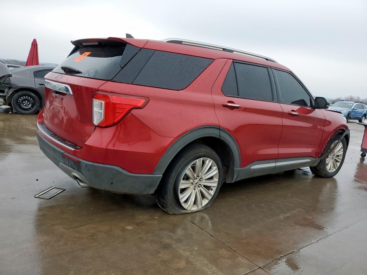 2022 Ford Explorer VIN 1FMSK7FH8NGA56660 Copart auction photo, front end damage thumbnail 3