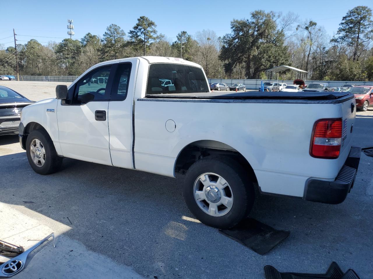 2005 Ford F-150 VIN 1FTRF12W25NA30270 Copart auction photo, side damage thumbnail 2