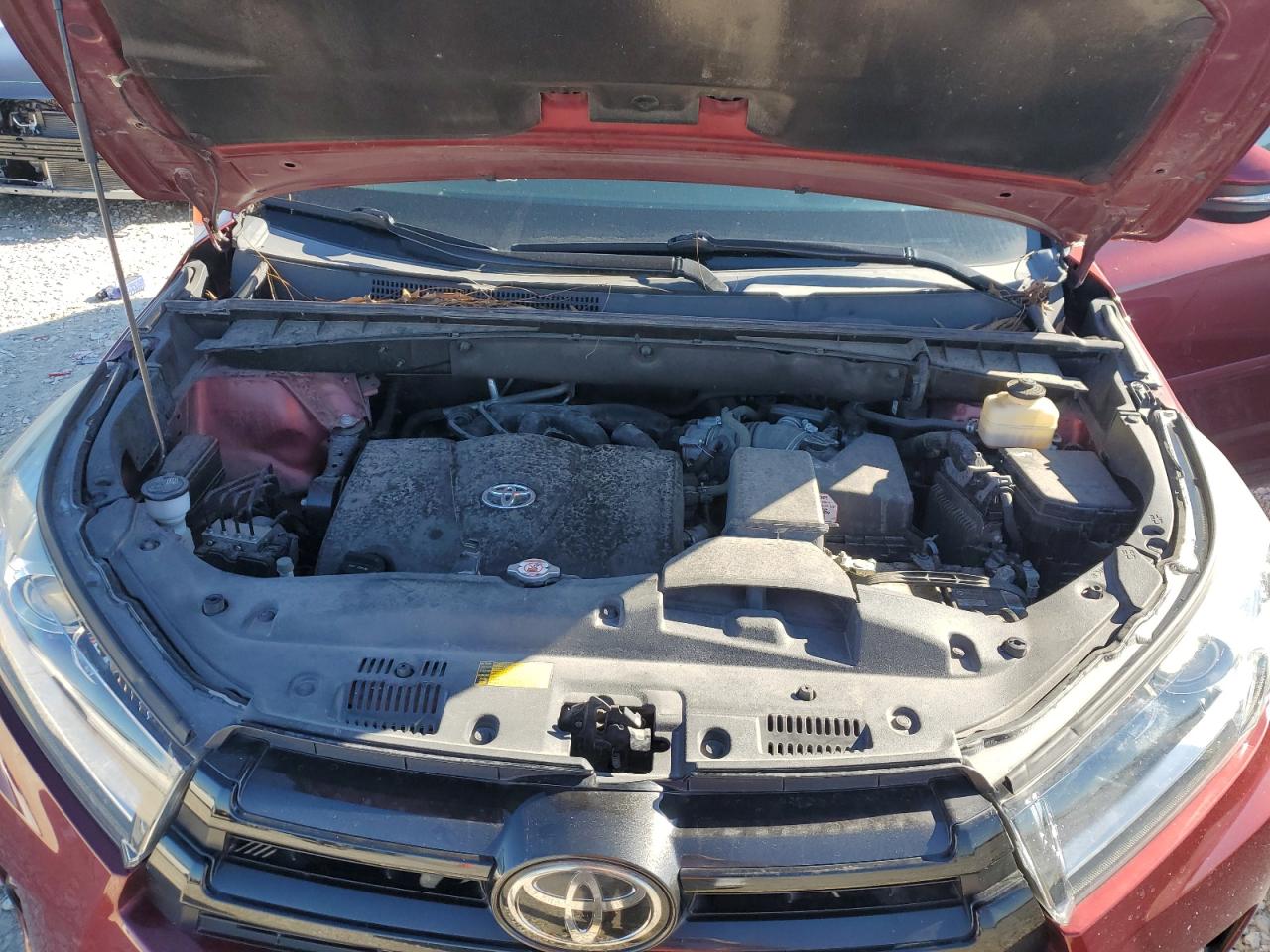 2018 Toyota Highlander VIN 5TDKZRFH8JS535852 Copart auction photo, rear end damage thumbnail 12