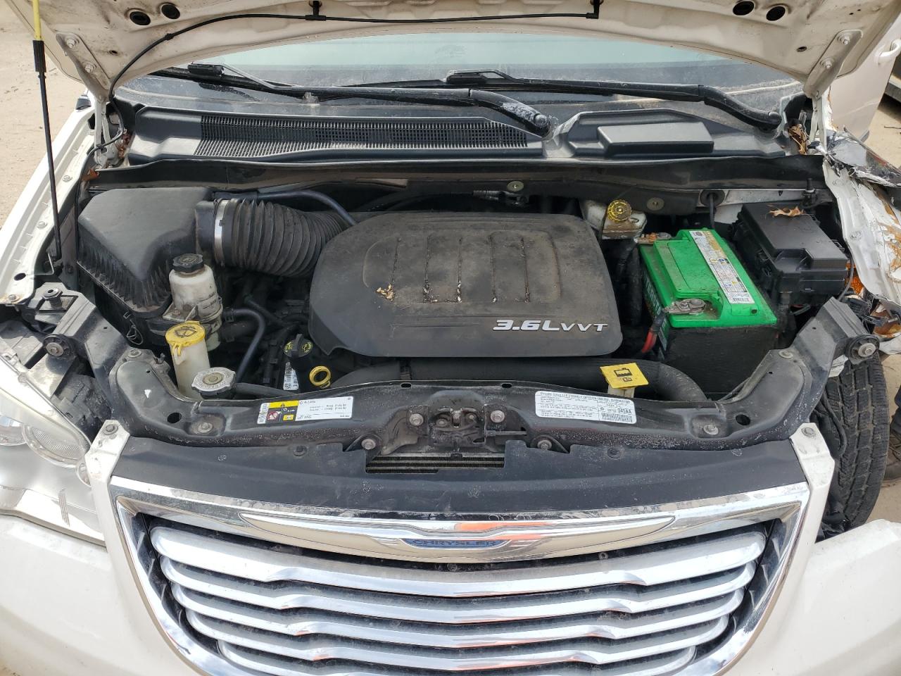 2013 Chrysler Town & Country VIN 2C4RC1BG6DR720221 Copart auction photo, front end / side damage thumbnail 12