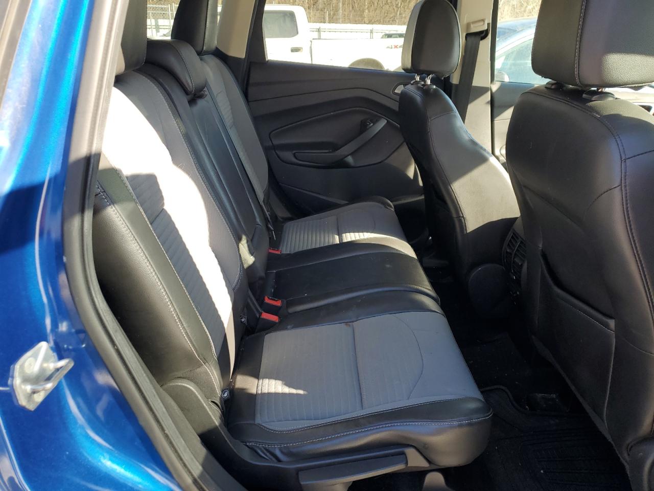 2017 Ford Escape VIN 1FMCU9GD7HUE45835 Copart auction photo, front end damage thumbnail 11