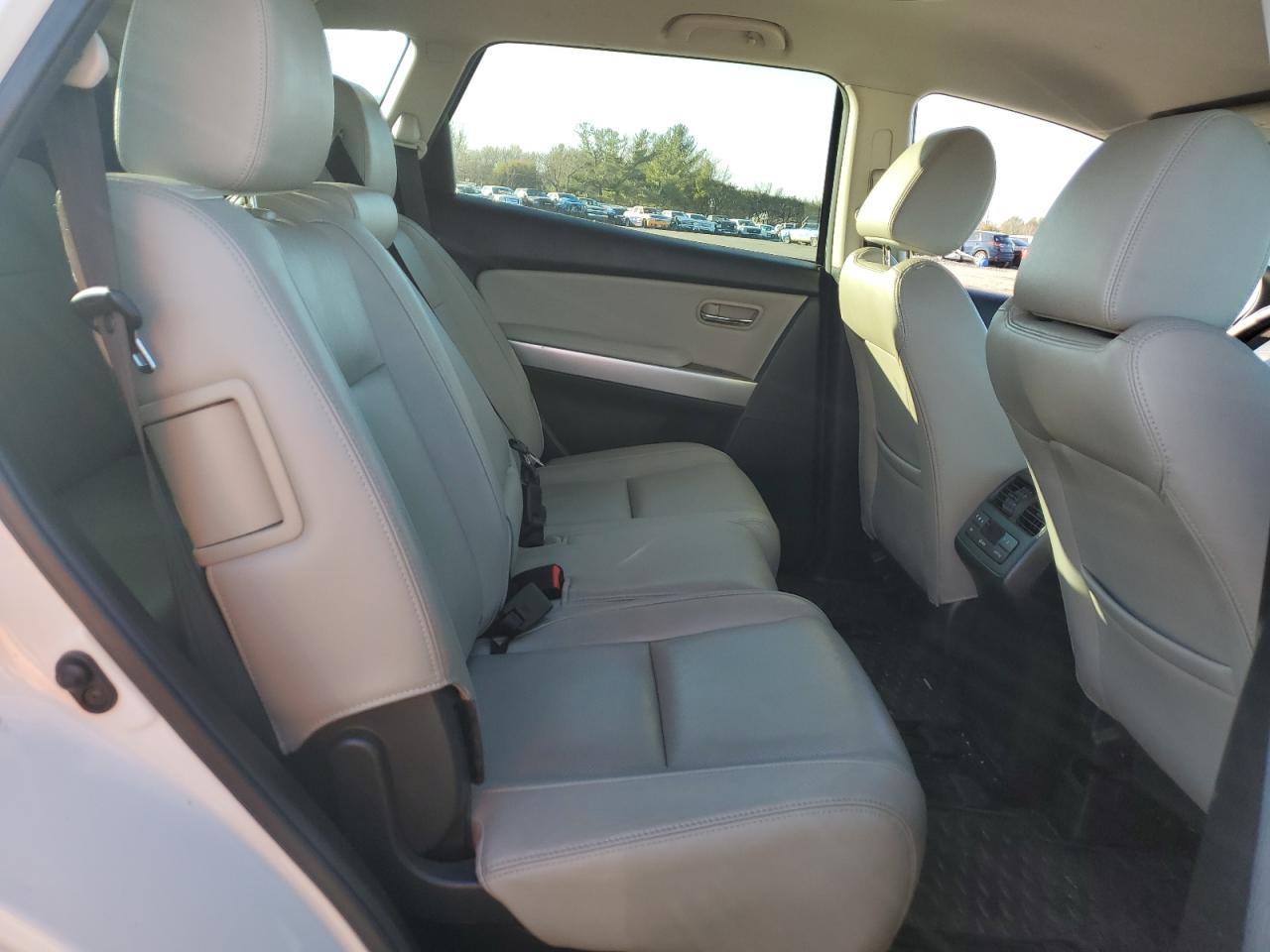 2015 Mazda CX-9 VIN JM3TB3DVXF0460569 Copart auction photo, normal wear damage thumbnail 11