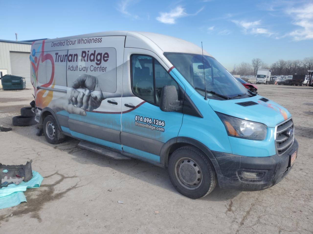 2020 Ford Transit VIN 1FBAX2C83LKA08636 Copart auction photo, rear end damage thumbnail 4