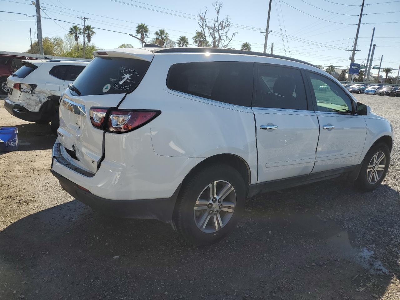 2017 Chevrolet Traverse VIN 1GNKRHKD5HJ117261 Copart auction photo, rear end damage thumbnail 3