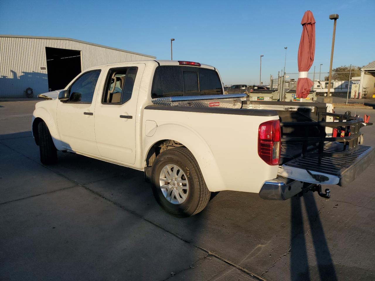 2019 Nissan Navara (Frontier) VIN 1N6AD0ER8KN769963 Copart auction photo, front end damage thumbnail 2