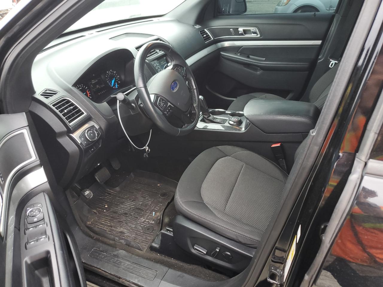 2017 Ford Explorer VIN 1FM5K8D82HGE35423 Copart auction photo, front end damage thumbnail 7