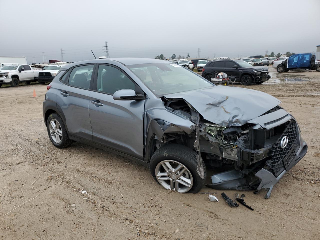 2021 Hyundai Kona VIN KM8K12AAXMU611558 Copart auction photo, front end / undercarriage damage thumbnail 4