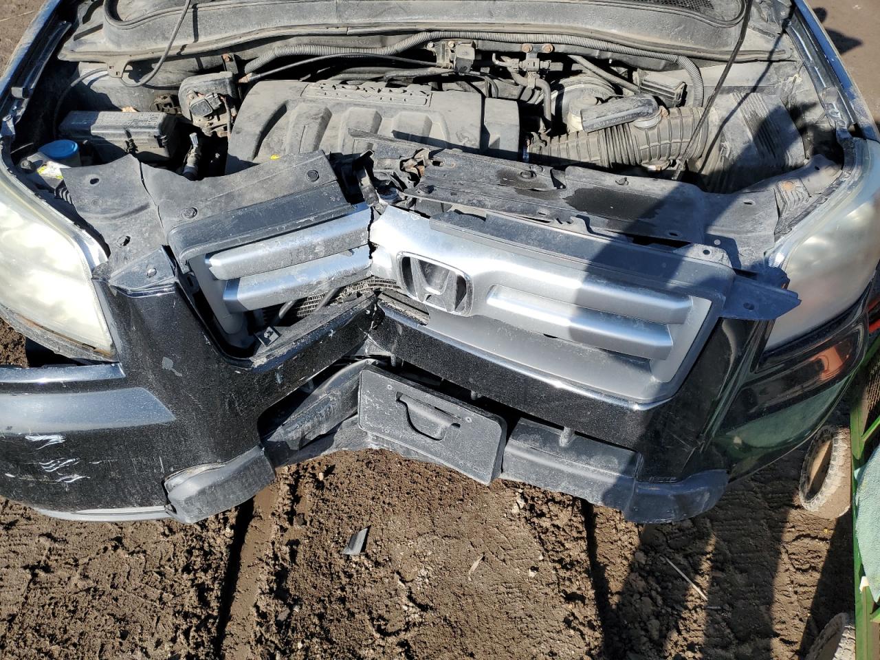 2006 Honda Pilot VIN 2HKYF18156H547572 Copart auction photo, front end / minor dent/scratches damage thumbnail 13