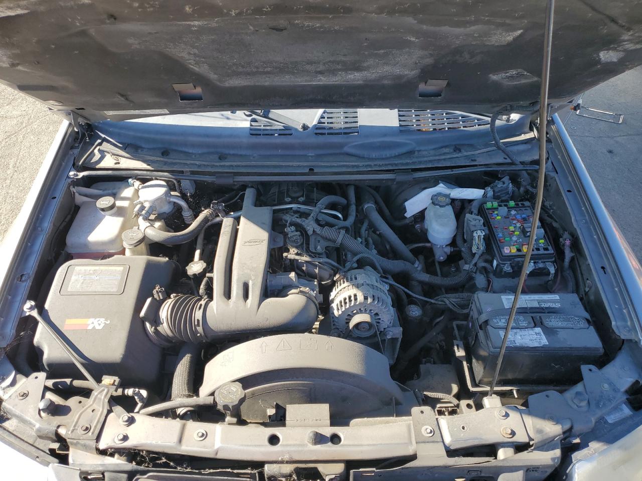 2006 GMC Envoy VIN 1GKES66M866131233 Copart auction photo, all over / undercarriage damage thumbnail 11