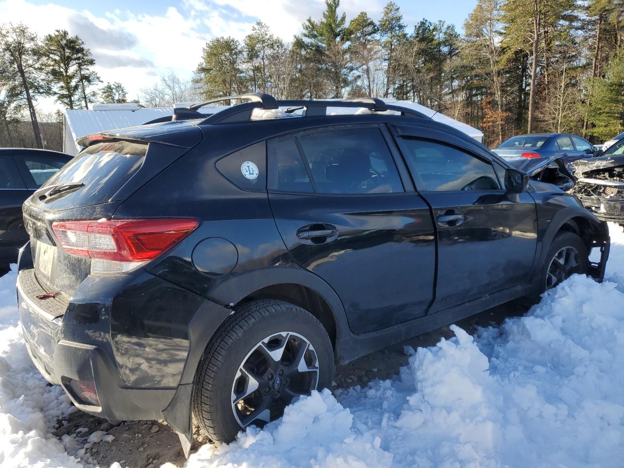 2020 Subaru XV VIN JF2GTAPC6L8214672 Copart auction photo, front end / side damage thumbnail 3
