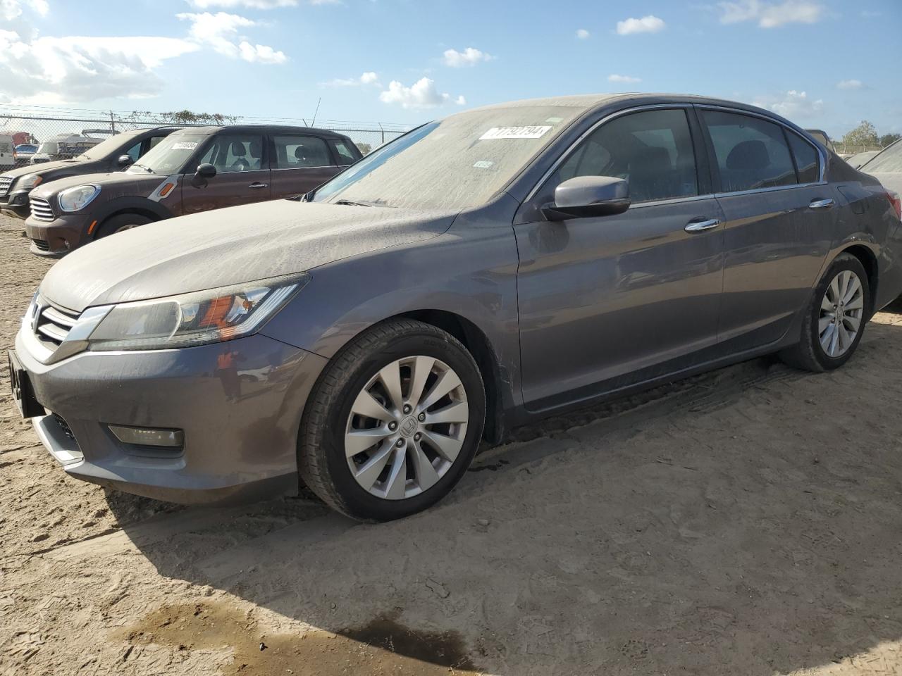 2015 Honda Accord VIN 1HGCR2F8XFA243668