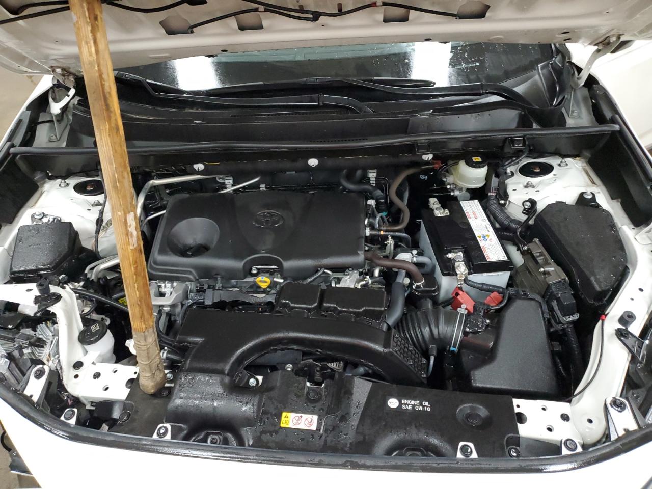 2019 Toyota RAV 4 VIN JTMY1RFV9KD006074 Copart auction photo, front end / minor dent/scratches damage thumbnail 12