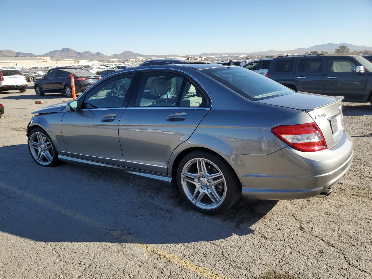 2011 Mercedes-Benz C-klasse VIN WDDGF5GB1BR168865 Copart auction photo, front end damage thumbnail 2