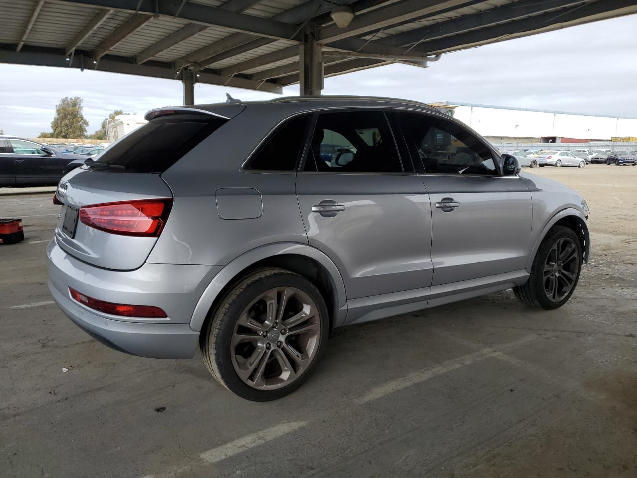 2016 Audi Q3 VIN WA1BFCFS8GR005464 Copart auction photo, front end / side damage thumbnail 3