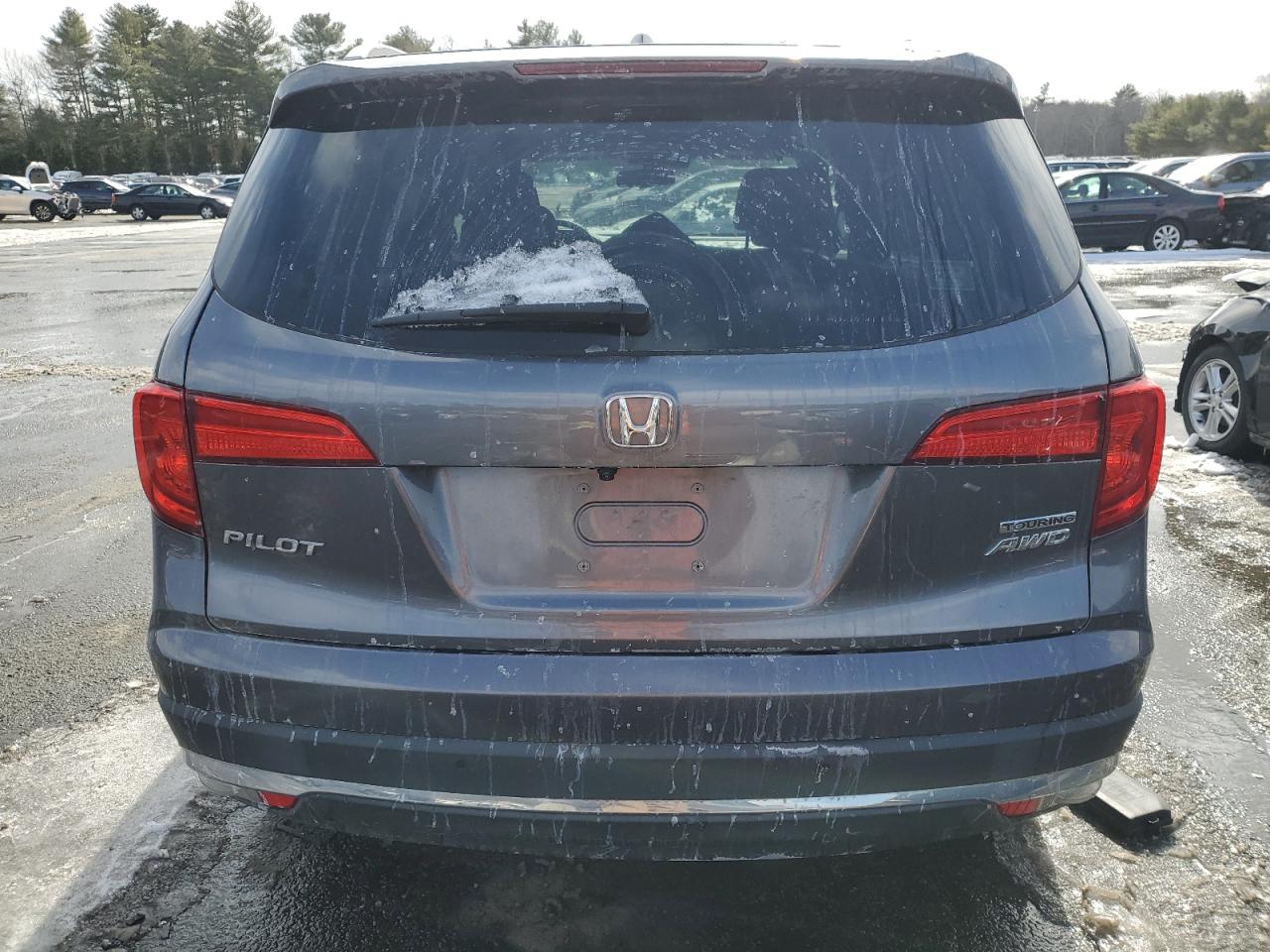 2016 Honda Pilot VIN 5FNYF6H90GB119704 Copart auction photo, front end / minor dent/scratches damage thumbnail 6