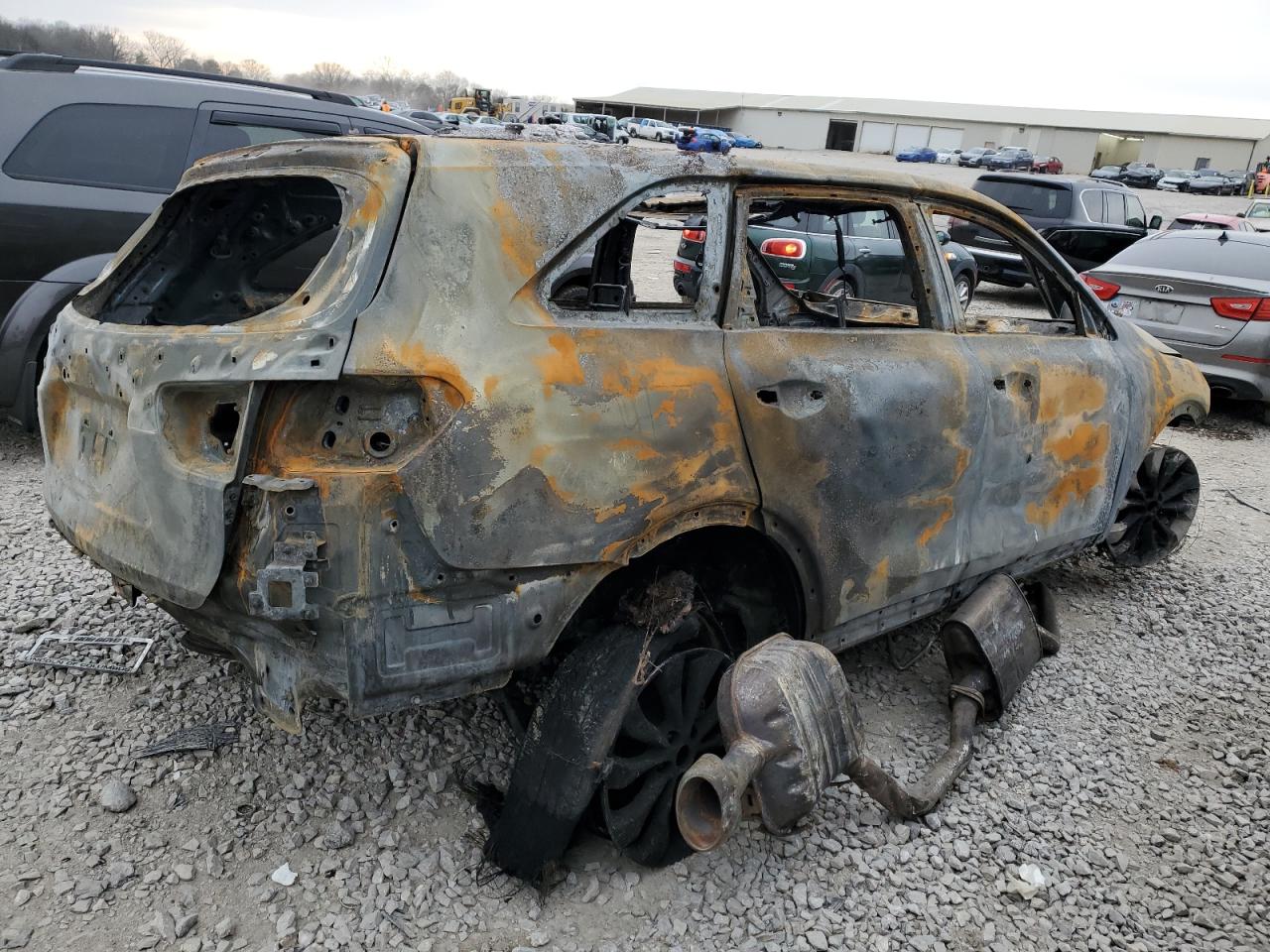 2020 KIA Sorento VIN 5XYPH4A50LG710829 Copart auction photo, burn damage thumbnail 3