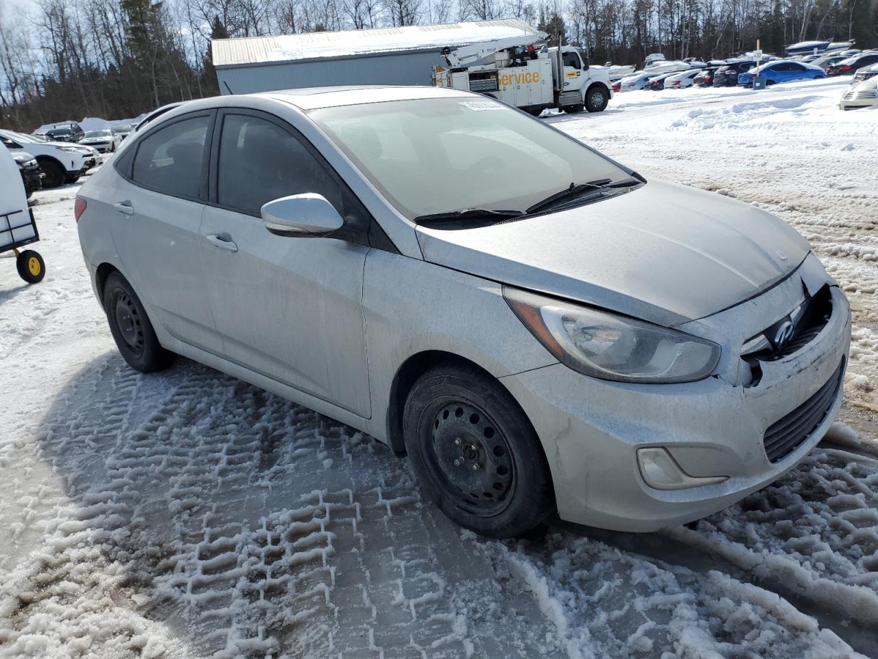 2013 Hyundai Accent VIN KMHCU4AE6DU282657 Copart auction photo, front end damage thumbnail 4