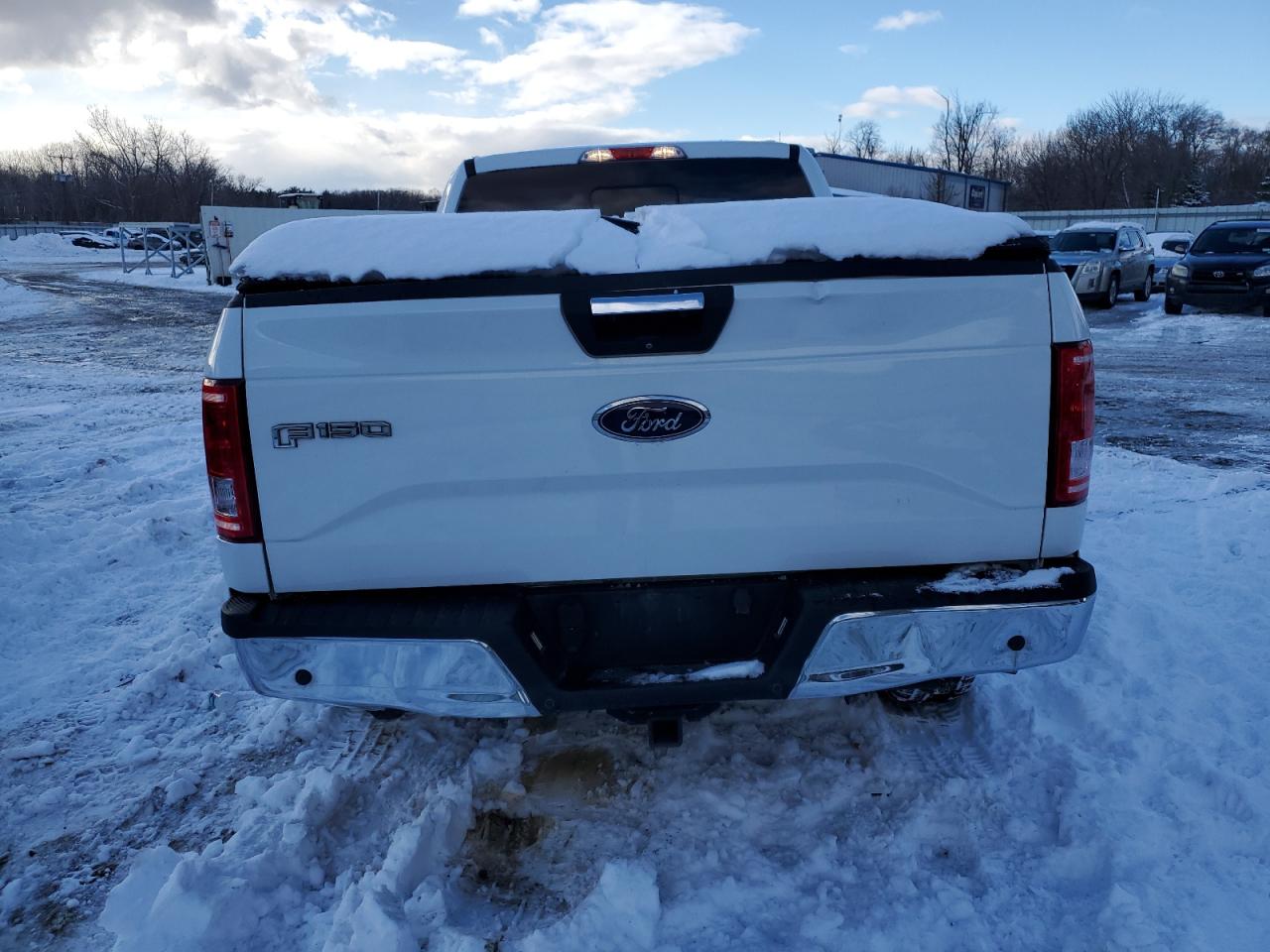 2017 Ford F-150 VIN 1FTEX1EP7HFA69127 Copart auction photo, front end / minor dent/scratches damage thumbnail 6