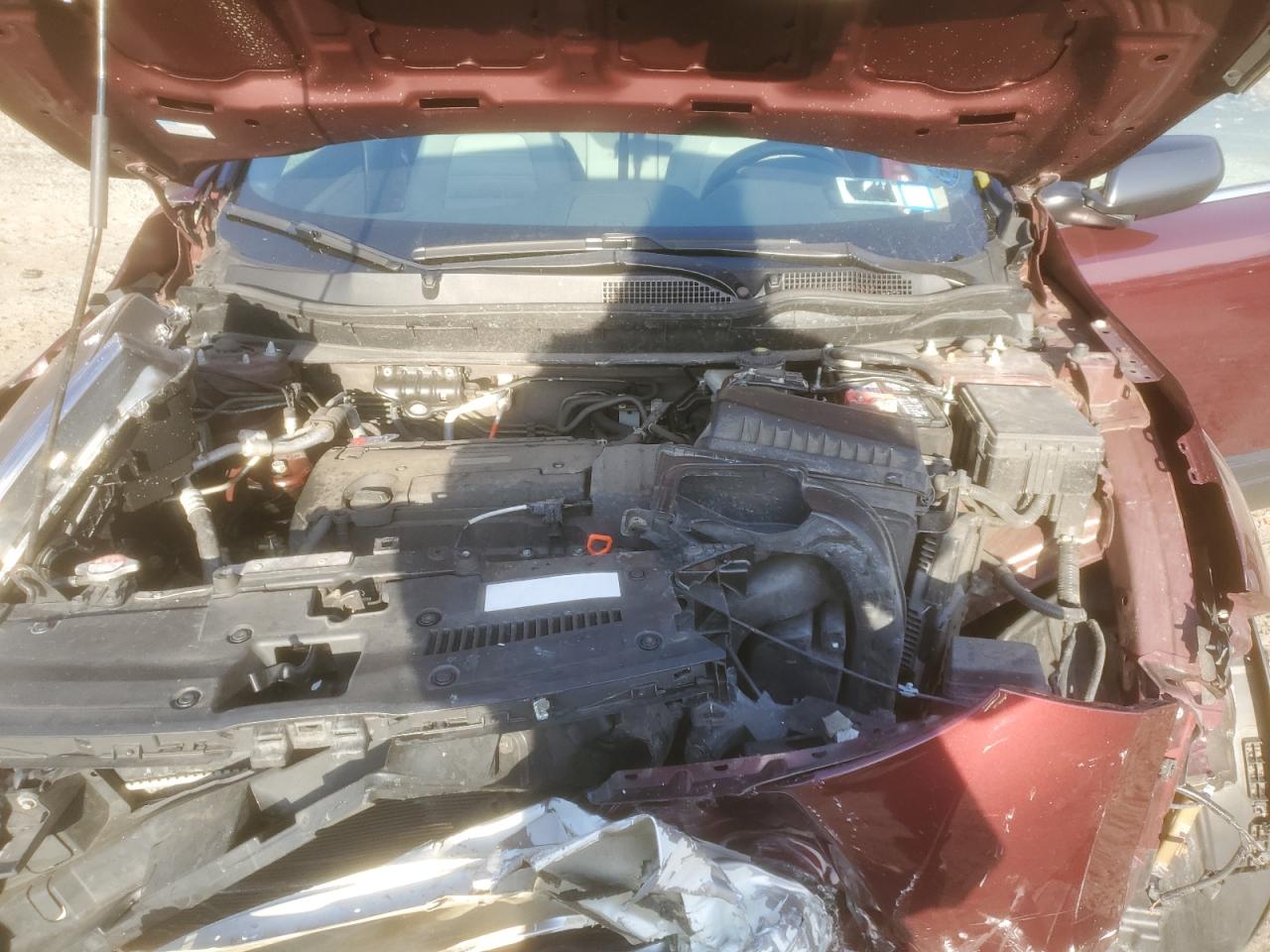 2019 Honda CR-V VIN 2HKRW6H39KH233582 Copart auction photo, front end / minor dent/scratches damage thumbnail 12