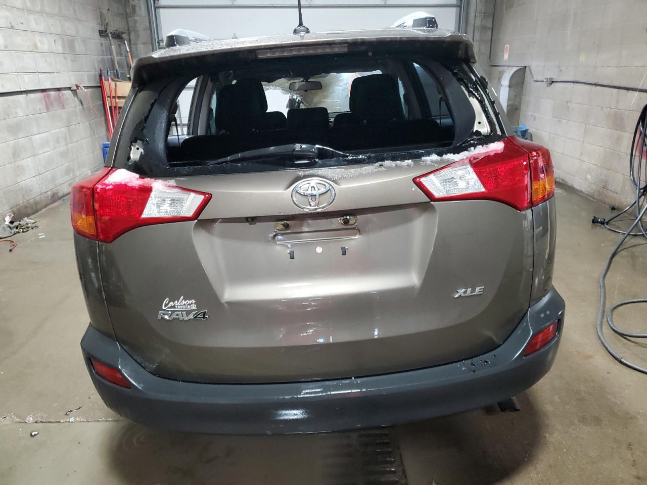 2015 Toyota RAV 4 VIN 2T3WFREVXFW137663 Copart auction photo, burn / front end damage thumbnail 6