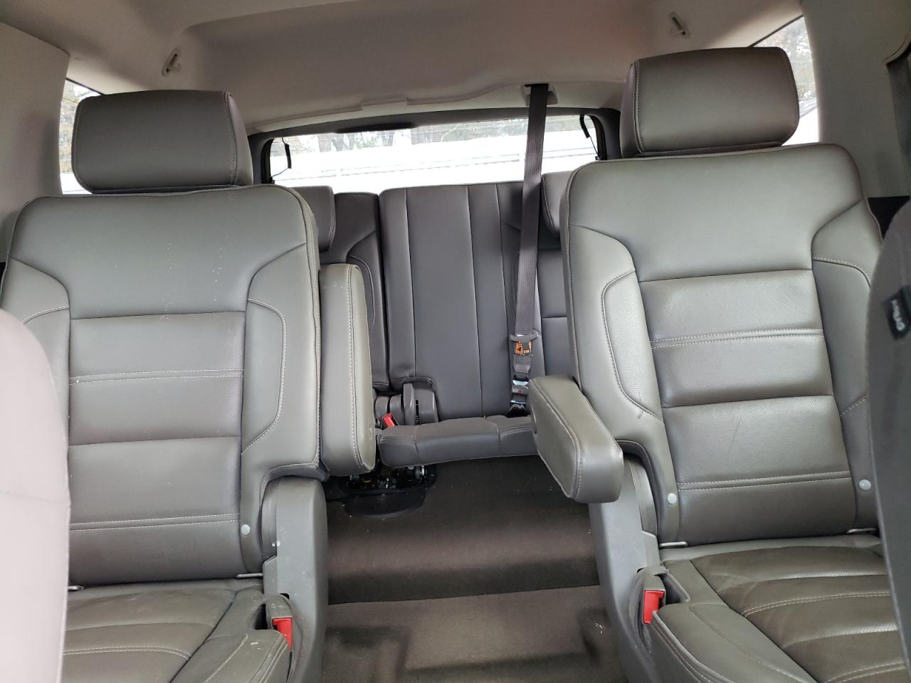2015 GMC Yukon VIN 1GKS1CKJ0FR663025 Copart auction photo, vandalism damage thumbnail 10