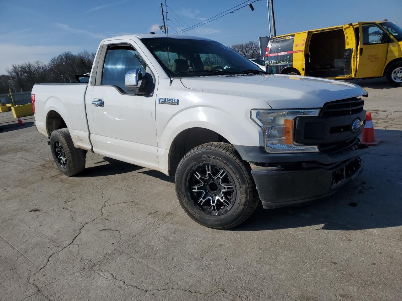 2018 Ford F-150 VIN 1FTMF1CB4JKC54643 Copart auction photo, front end / minor dent/scratches damage thumbnail 4