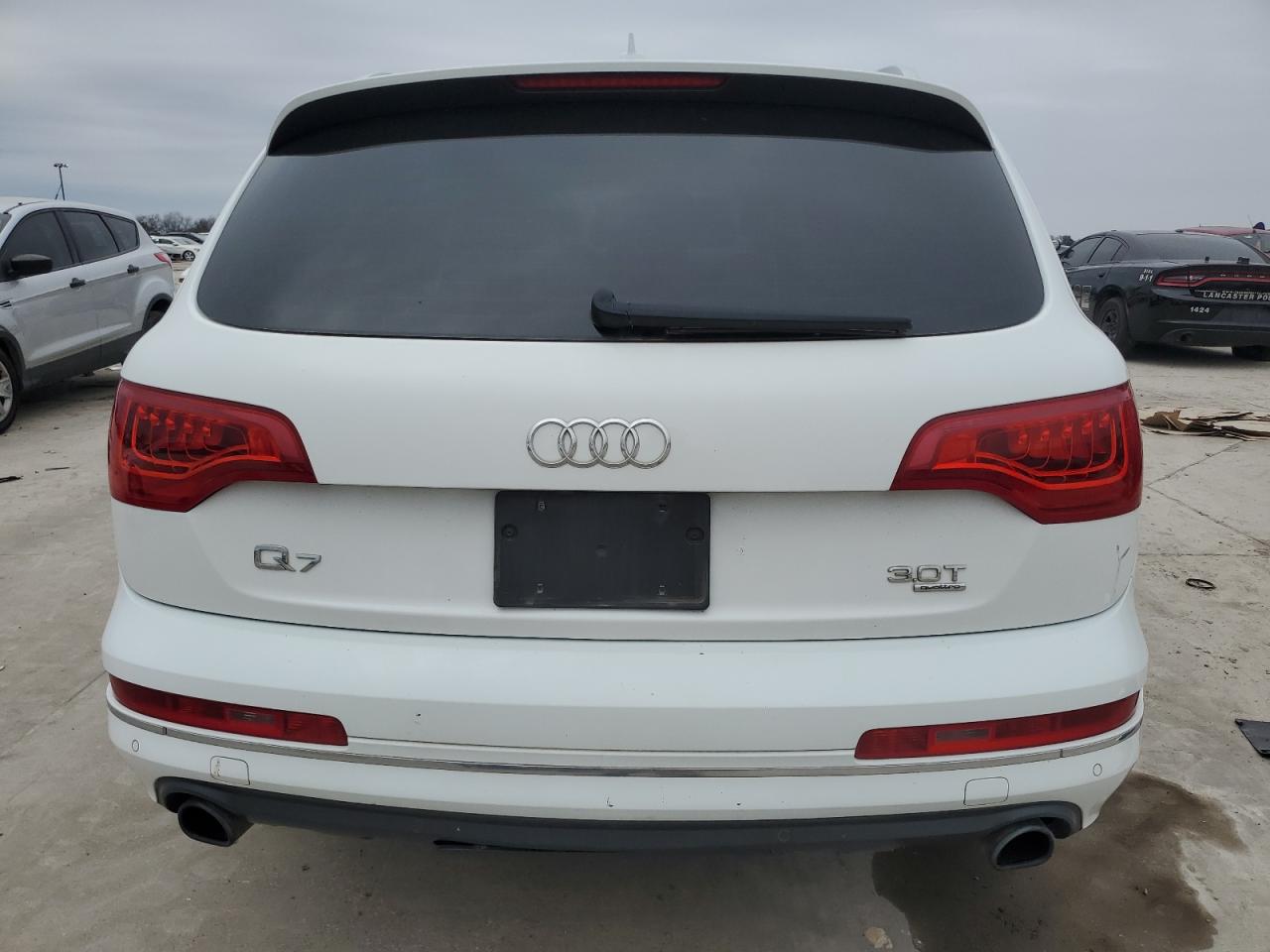 2015 Audi Q7 VIN WA1CGAFE8FD017755 Copart auction photo, side / rear end damage thumbnail 6