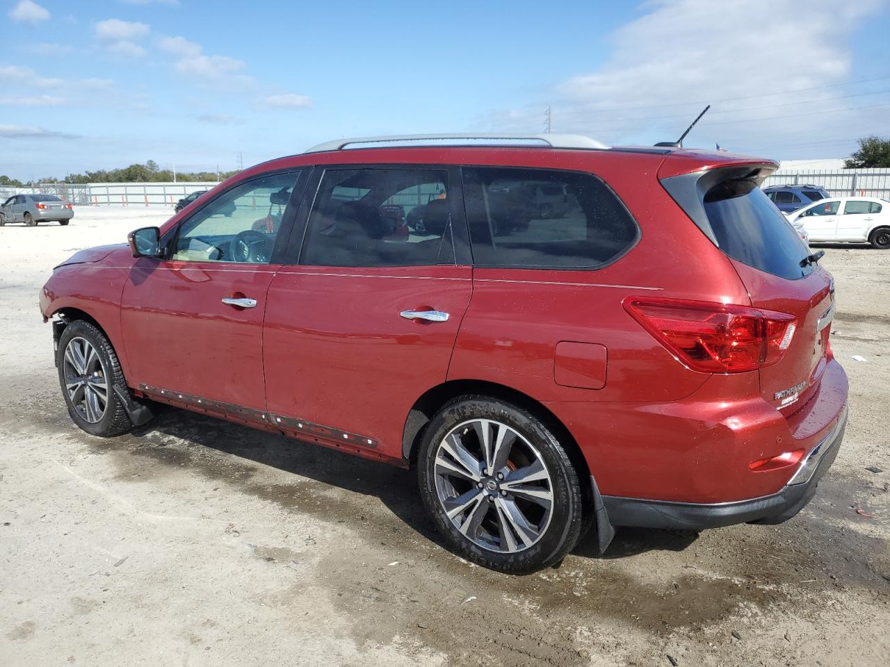 2017 Nissan Pathfinder VIN 5N1DR2MN2HC618449 Copart auction photo, front end / side damage thumbnail 2