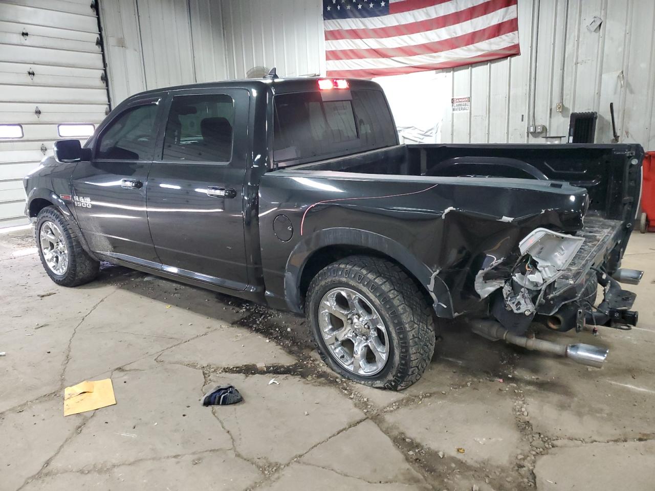 2018 RAM 1500 VIN 1C6RR7NM0JS253348 Copart auction photo, rear end damage thumbnail 2
