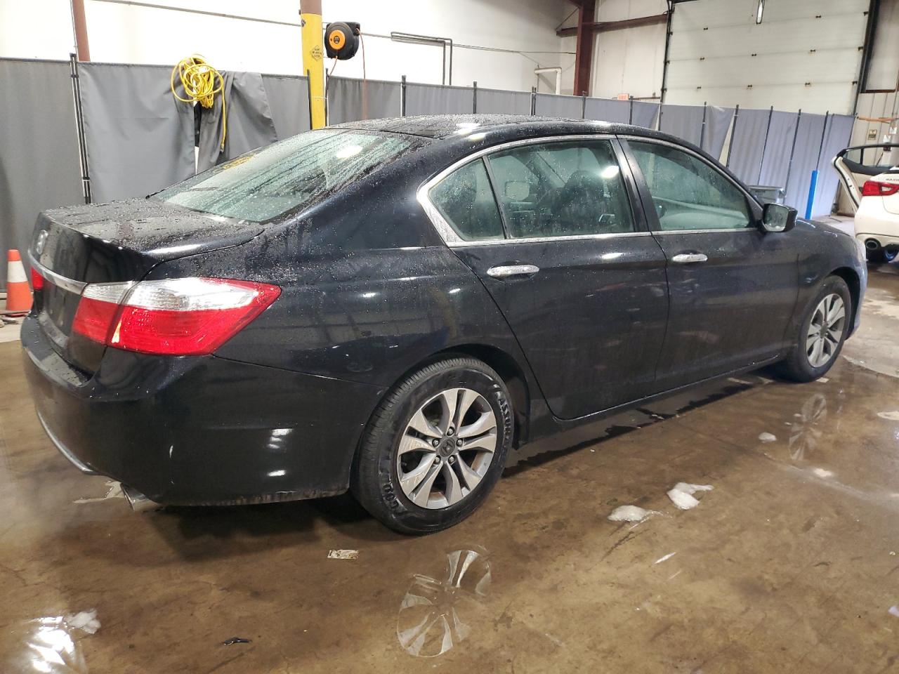 2014 Honda Accord VIN 1HGCR2F37EA126133 Copart auction photo, rear end / front end damage thumbnail 3
