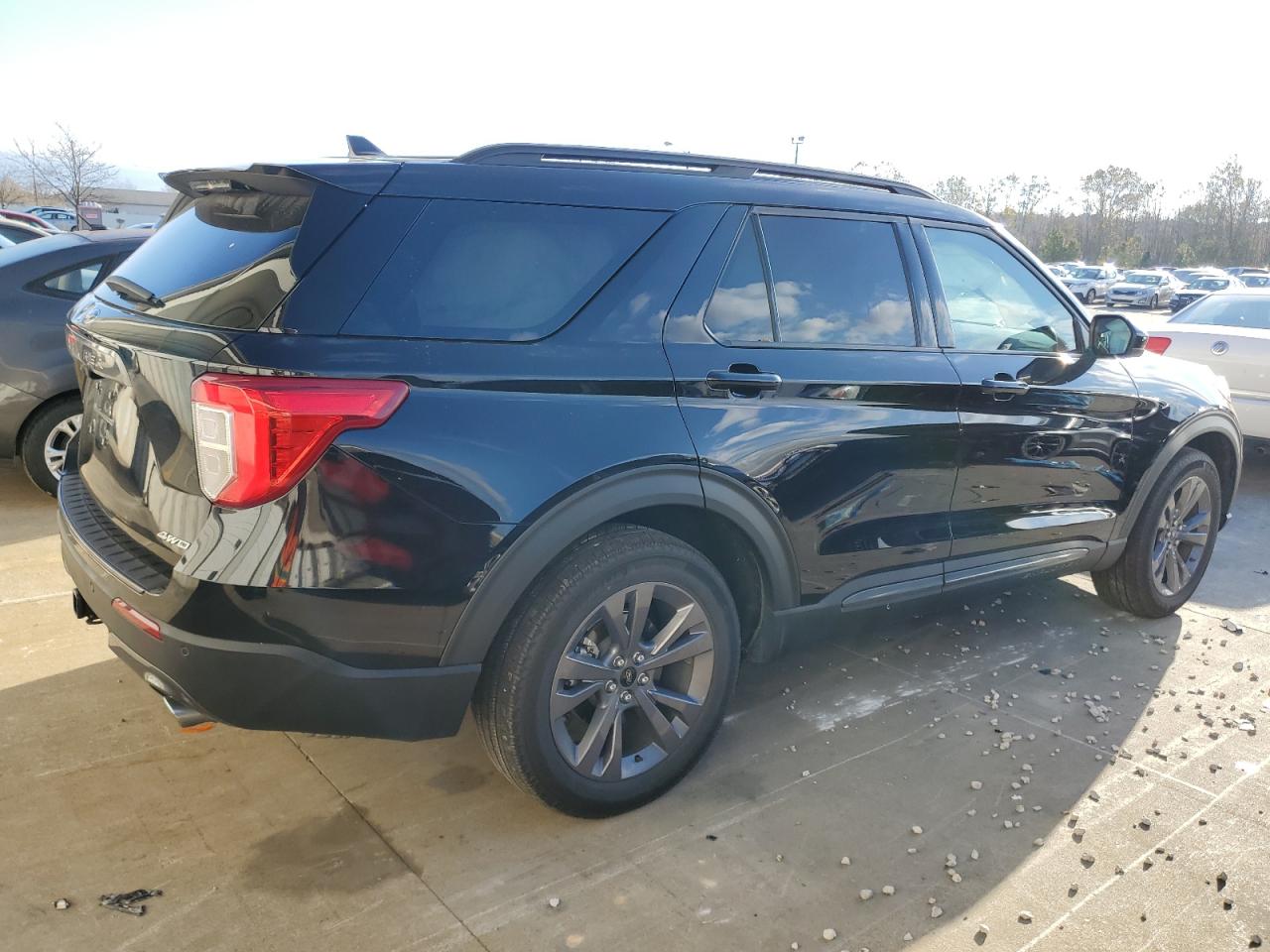 2023 Ford Explorer VIN 1FMSK8DH7PGB91351 Copart auction photo, side damage thumbnail 3
