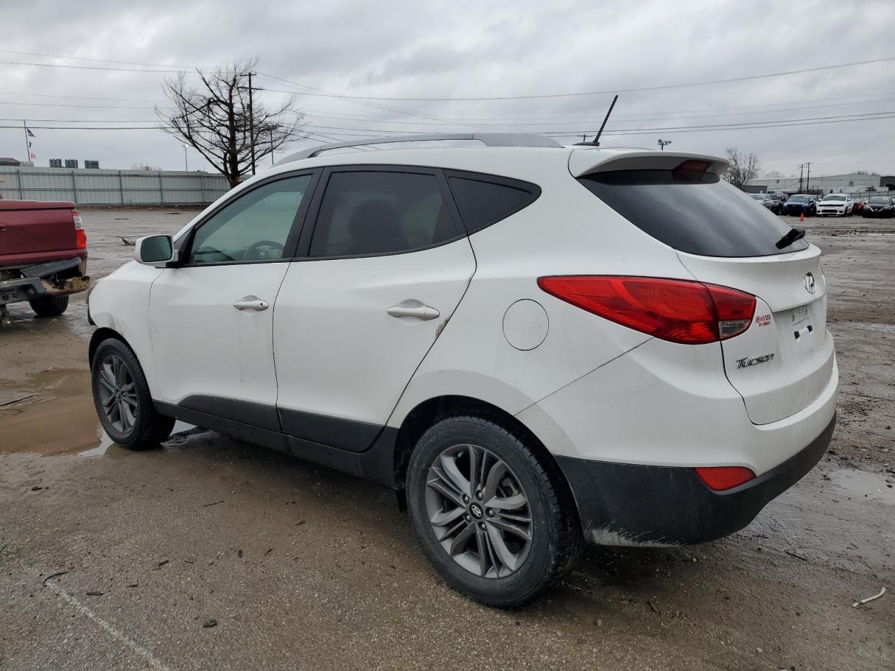 2015 Hyundai Tucson VIN KM8JU3AG0FU108587 Copart auction photo, front end / side damage thumbnail 2