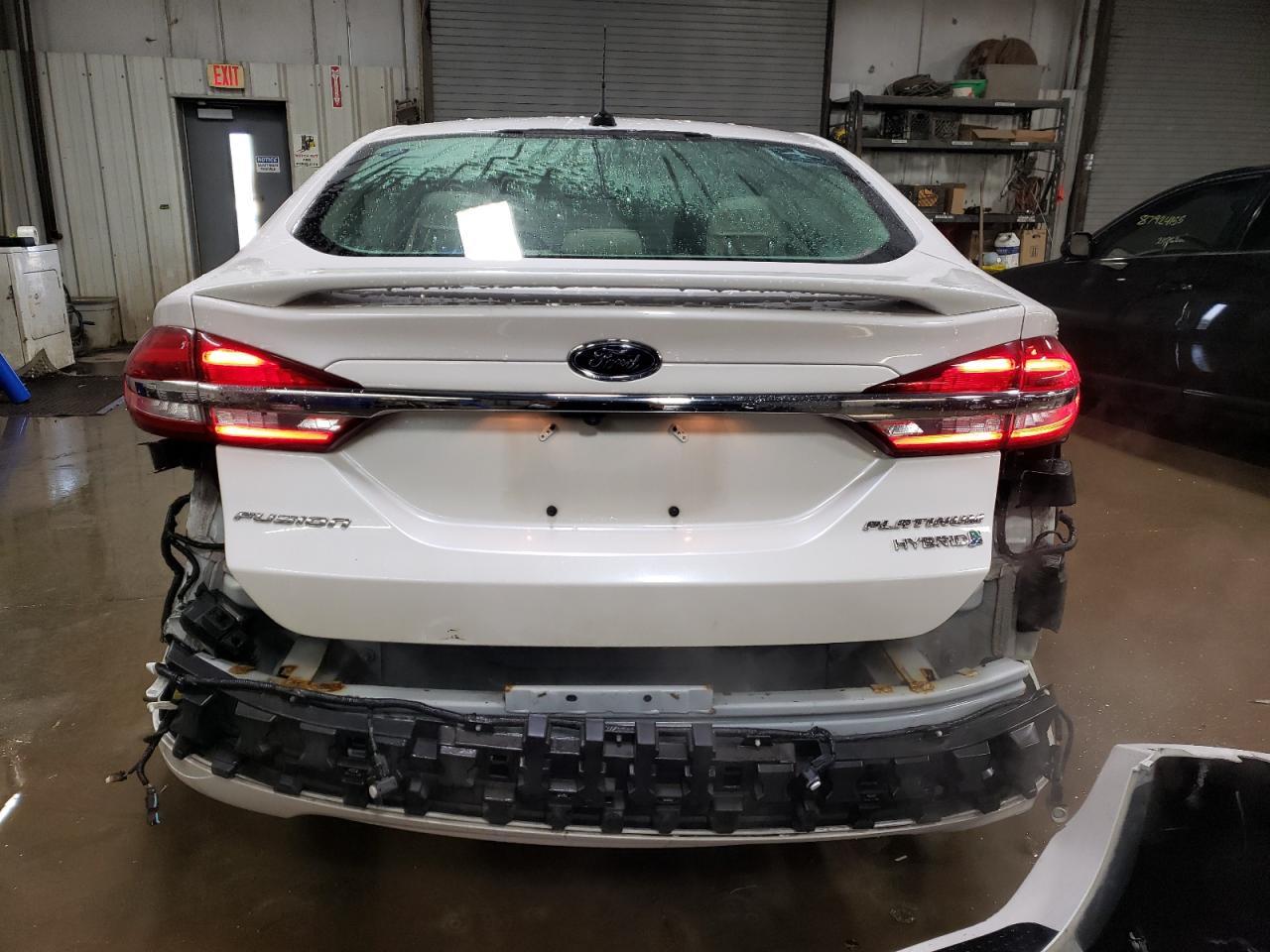 2018 Ford Fusion VIN 3FA6P0RU5JR165576 Copart auction photo, rear end damage thumbnail 6
