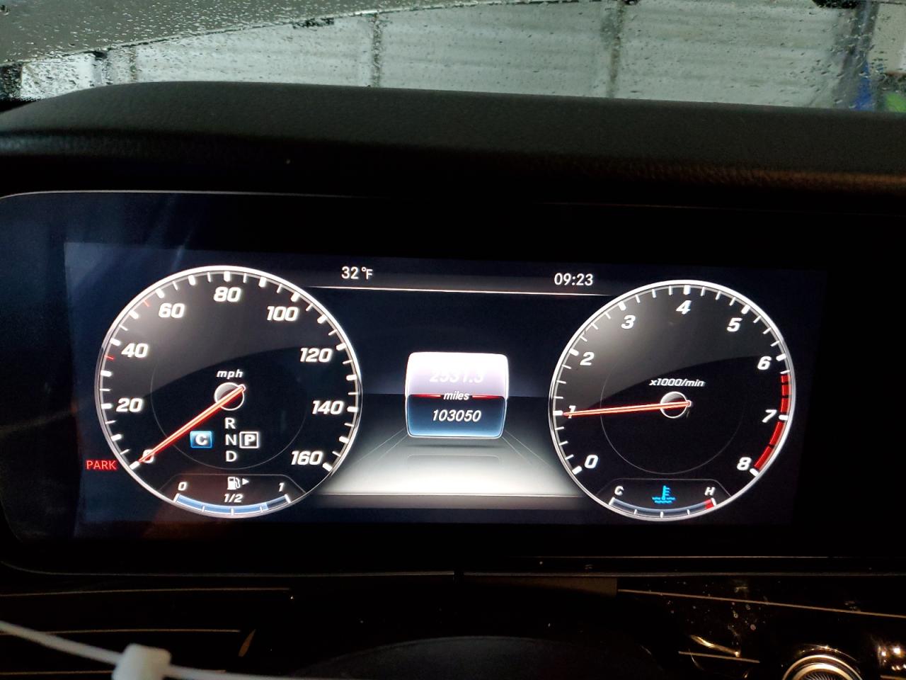 2019 Mercedes-Benz E-klasse VIN WDDZF4KB2KA563081 Copart auction photo, front end / top/roof damage thumbnail 9