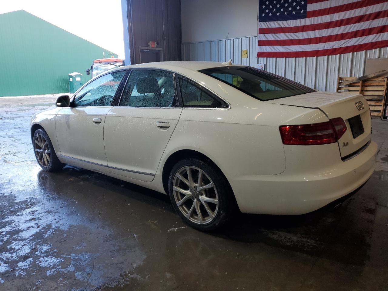 2010 Audi A6 VIN WAUFGAFB9AN051096 Copart auction photo, front end / undercarriage damage thumbnail 2