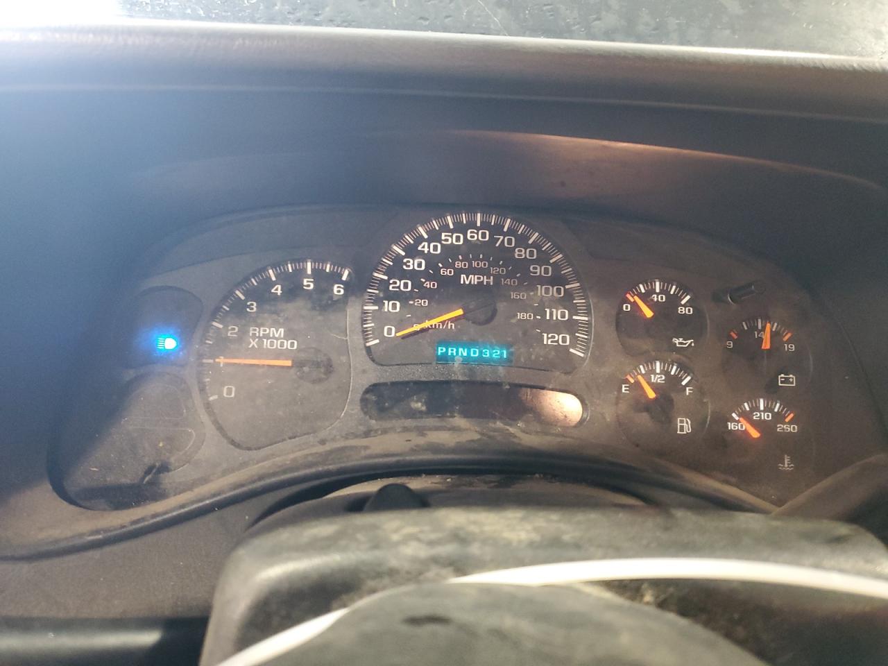 2003 Chevrolet Suburban VIN 3GNFK16T23G306247 Copart auction photo, front end damage thumbnail 9