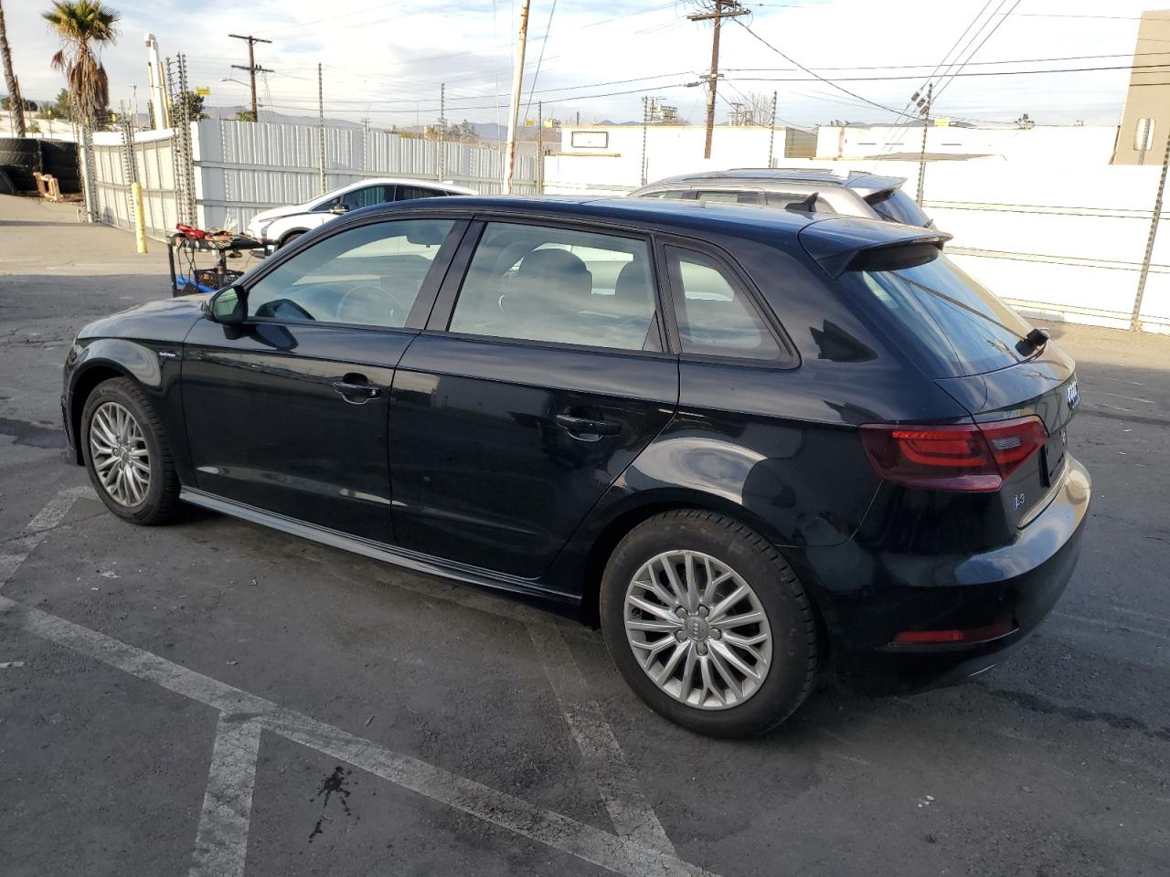 2016 Audi A3 VIN WAUVPBFF1GA142593 Copart auction photo, minor dent/scratches damage thumbnail 2
