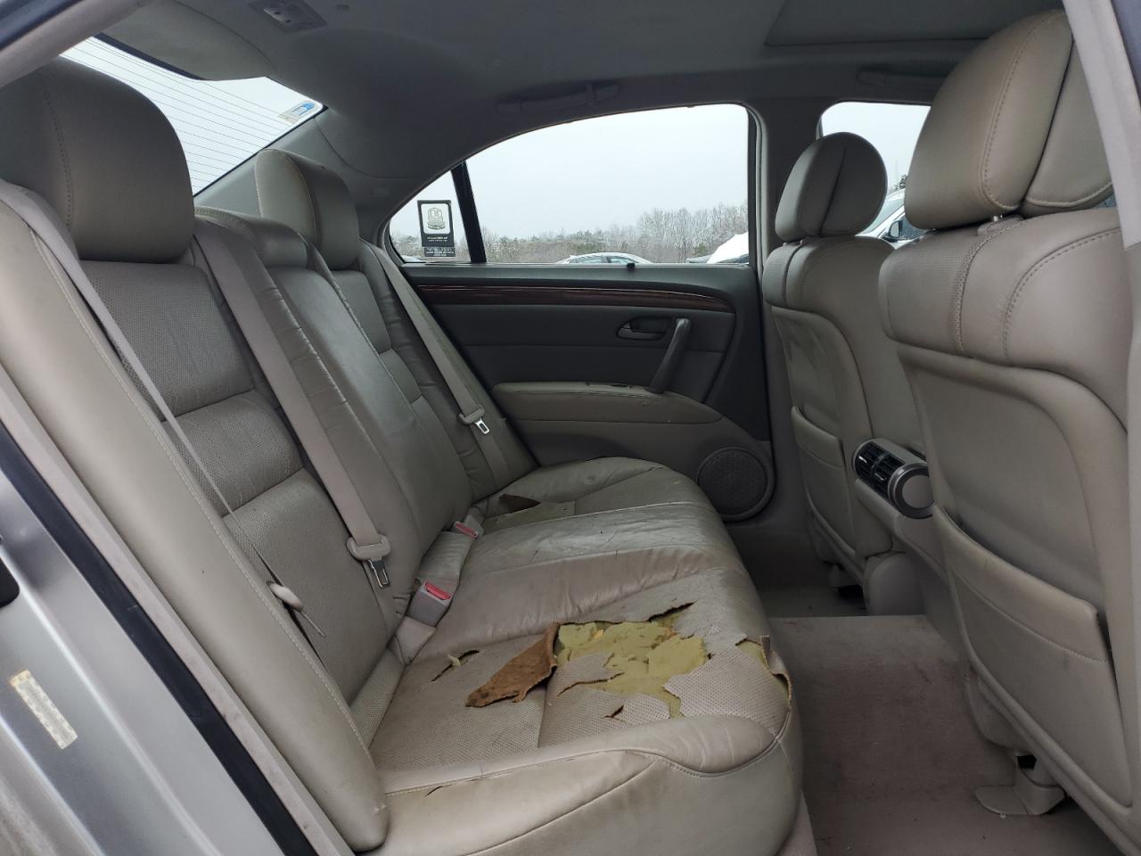 2005 Acura RL VIN JH4KB16535C013986 Copart auction photo, rear end / minor dent/scratches damage thumbnail 11