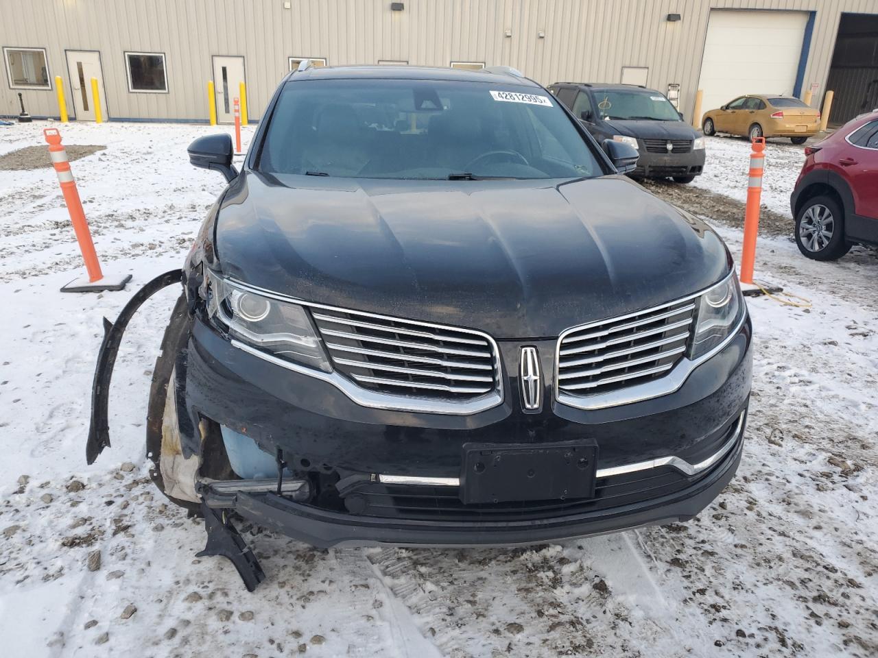 2016 Lincoln MKX VIN 2LMTJ8LR4GBL74266 Copart auction photo, front end damage thumbnail 5