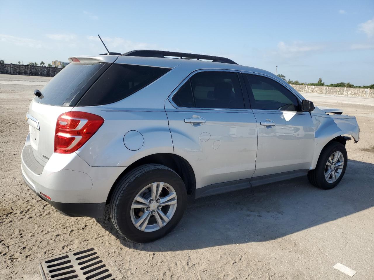 2016 Chevrolet Equinox VIN 2GNALBEK7G6226935 Copart auction photo, front end damage thumbnail 3