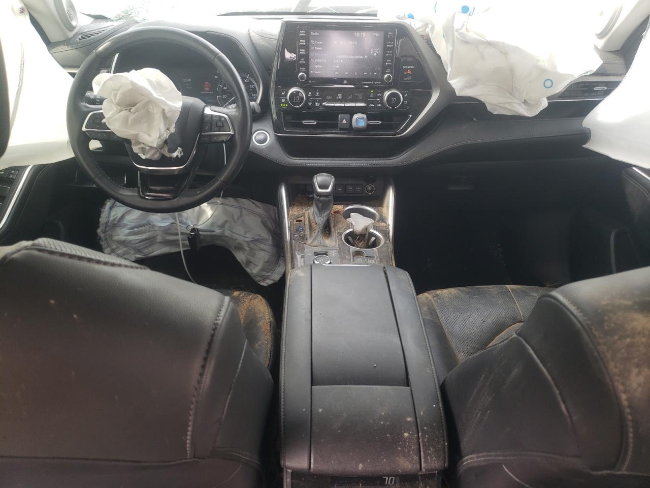 2020 Toyota Highlander VIN 5TDDZRBH6LS046741 Copart auction photo, side / front end damage thumbnail 8