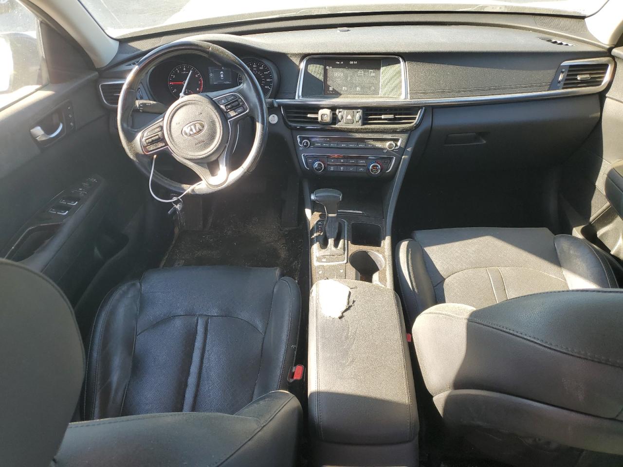 2018 KIA Optima VIN 5XXGU4L3XJG260857 Copart auction photo, front end damage thumbnail 8