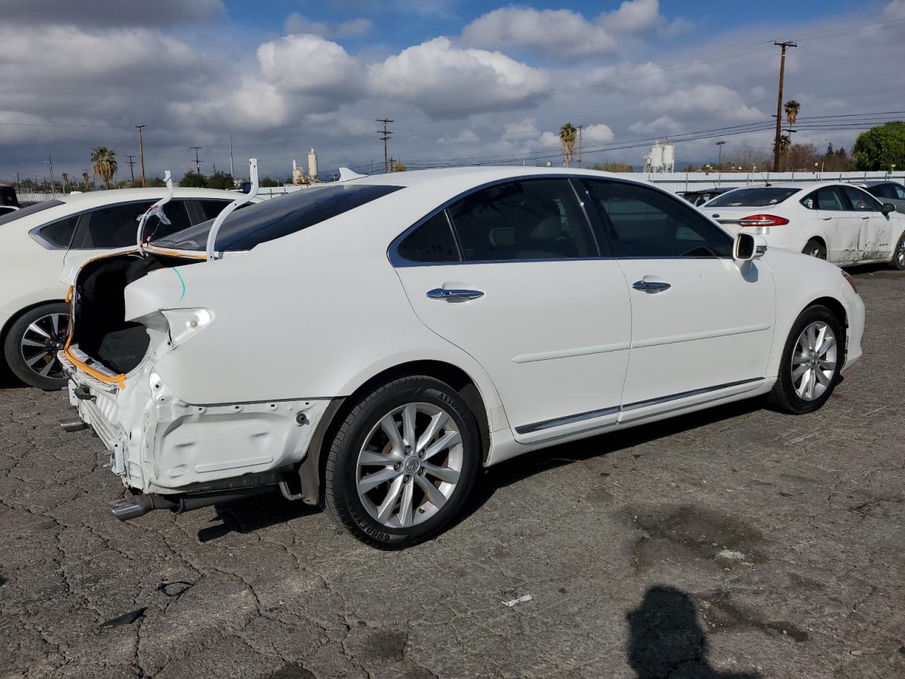 2011 Lexus ES VIN JTHBK1EG5B2445807 Copart auction photo, rear end damage thumbnail 3