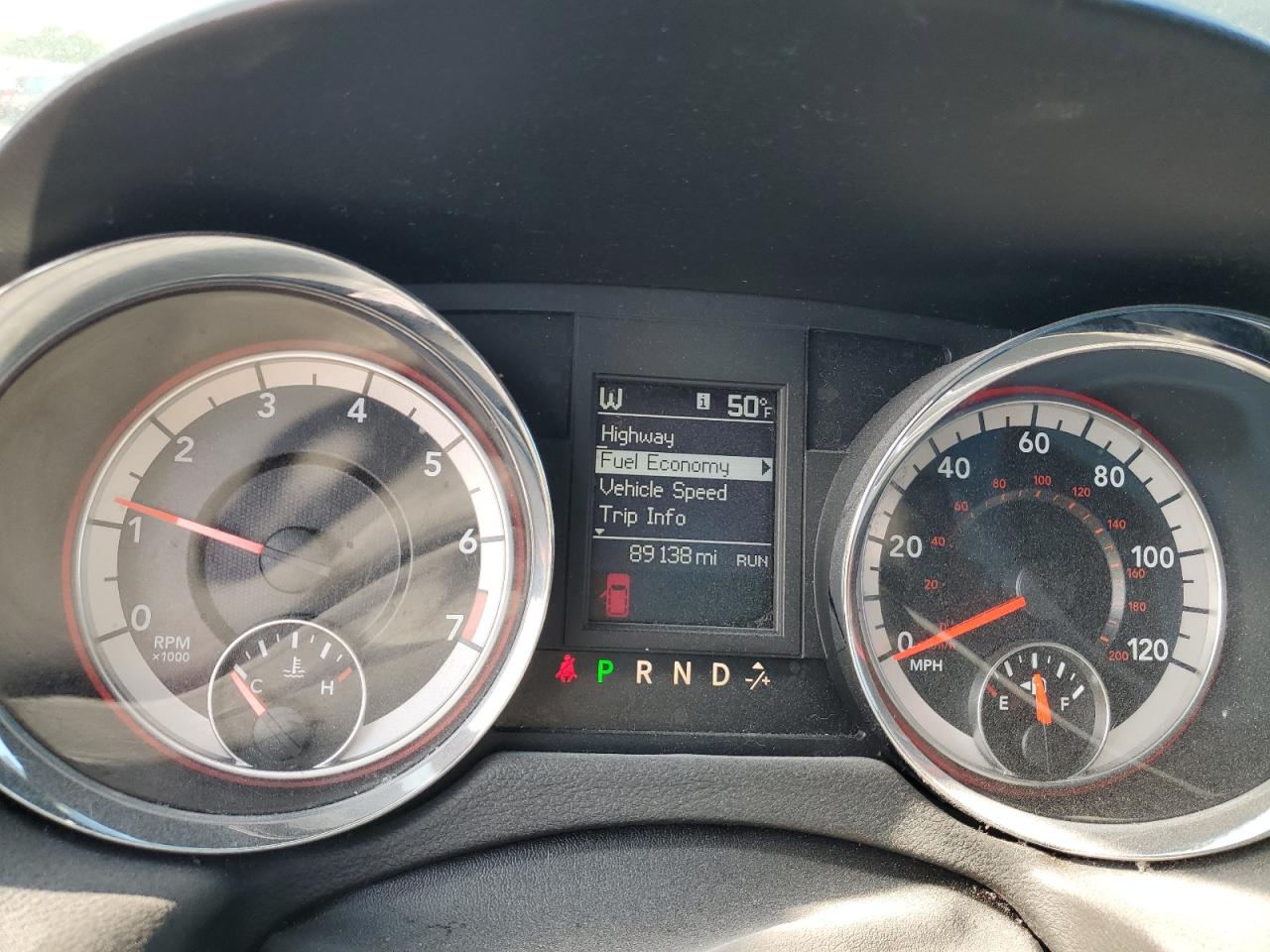 2019 Dodge Caravan VIN 2C4RDGEG8KR513743 Copart auction photo, minor dent/scratches damage thumbnail 9