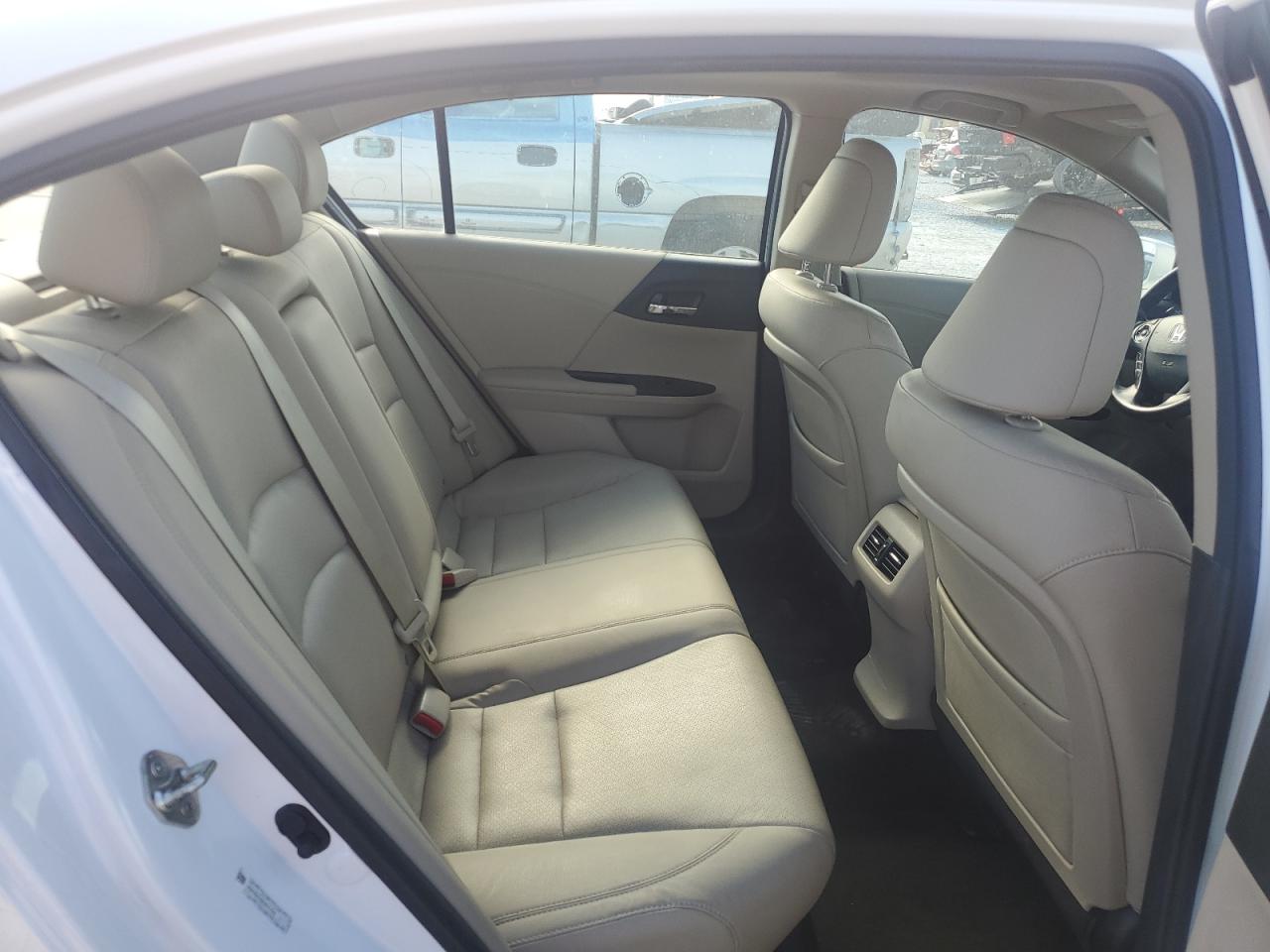 2013 Honda Accord VIN 1HGCR2F89DA271152 Copart auction photo, undercarriage damage thumbnail 10