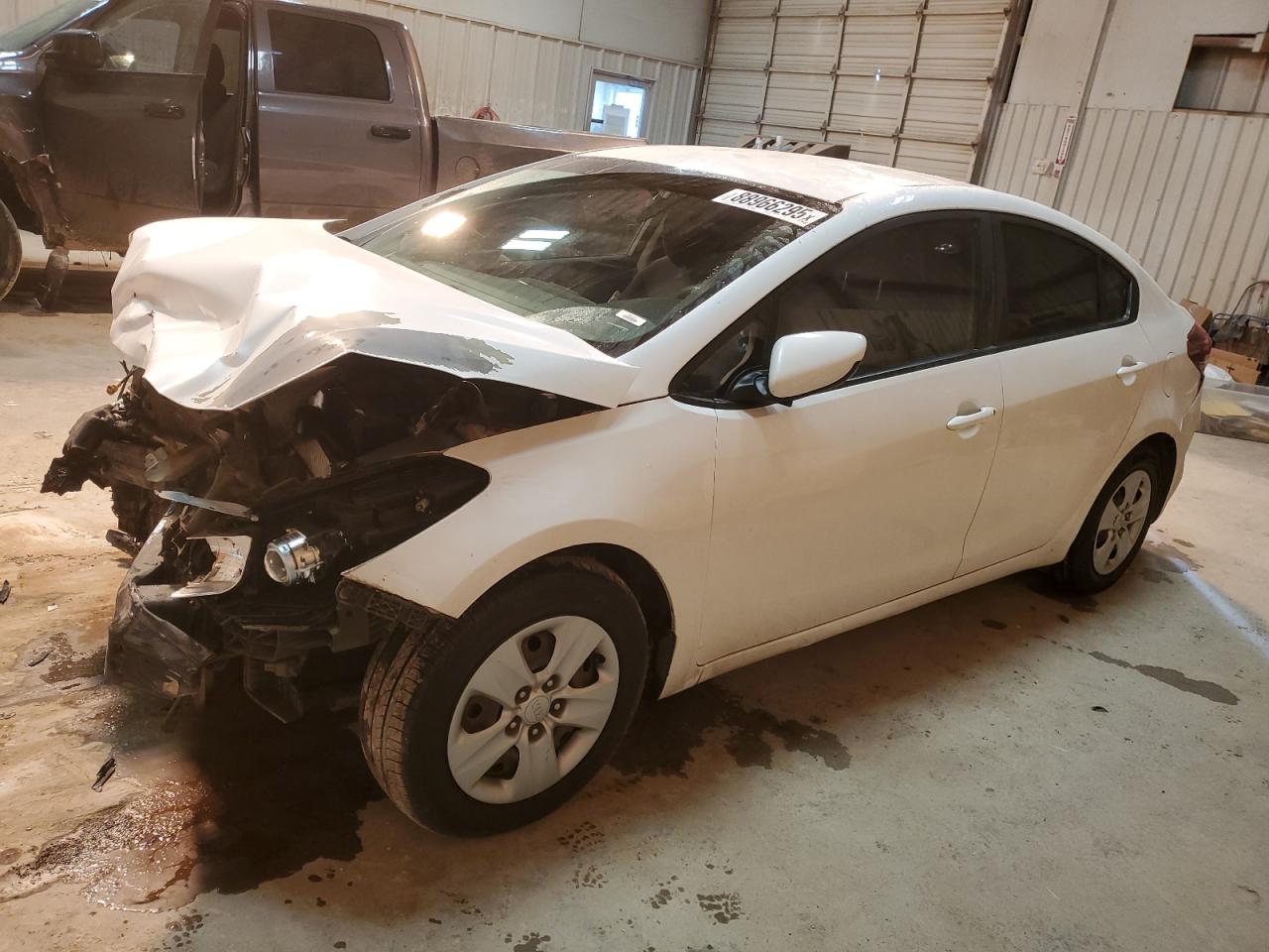 2017 KIA Forte VIN 3KPFL4A71HE028221